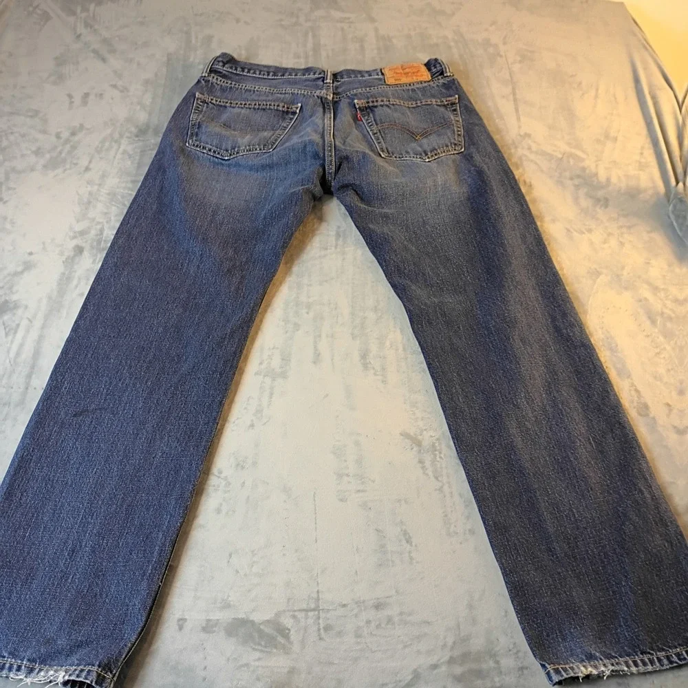 Levis 505 Mens 34x32 Regular Fit Straight Leg Blue Denim Jeans Medium Wash